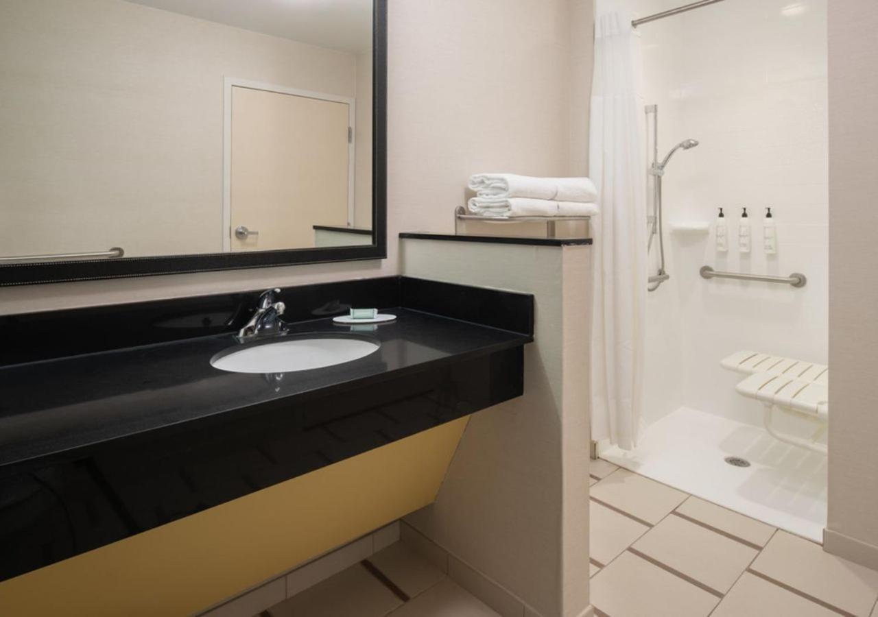 Fairfield Inn & Suites By Marriott Tampa Westshore/Airport Exterior foto